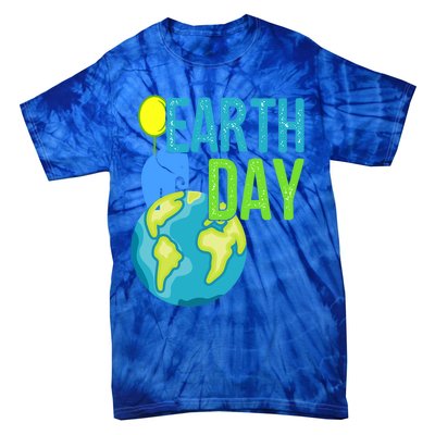 Happy Earth Day Great Vintage Earth Day Elephant Cute Gift Tie-Dye T-Shirt