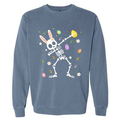 Happy Easter Funny Dabbing Bunny Skeleton Hunting Eggs Gift Garment-Dyed Sweatshirt