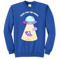 Here For The Cows Moo Alien Space Ship Stars Galaxy Funny Funny Gift Sweatshirt