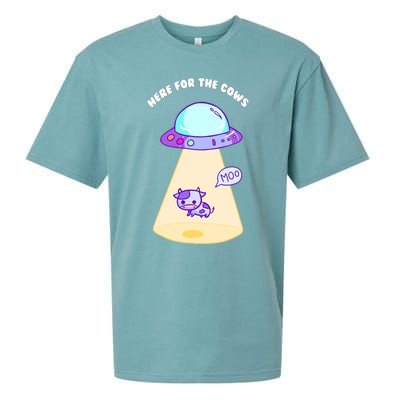 Here For The Cows Moo Alien Space Ship Stars Galaxy Funny Funny Gift Sueded Cloud Jersey T-Shirt