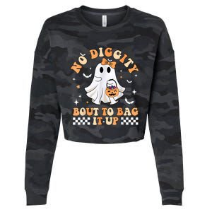 Halloween Ghost Funny No Diggity Bout To Bag It Up Spooky Cropped Pullover Crew