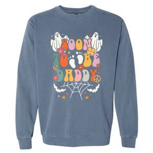 Halloween Groovy Ghost Soon to Be Daddy Halloween Pregnancy Garment-Dyed Sweatshirt