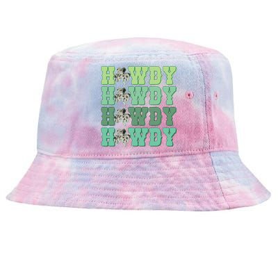 Howdy Go Lucky Cow Western St Patricks Day Irish Shamrock Tie-Dyed Bucket Hat