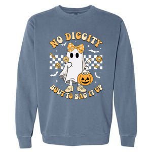 Halloween Ghost No Diggity Bout To Bag It Up Garment-Dyed Sweatshirt