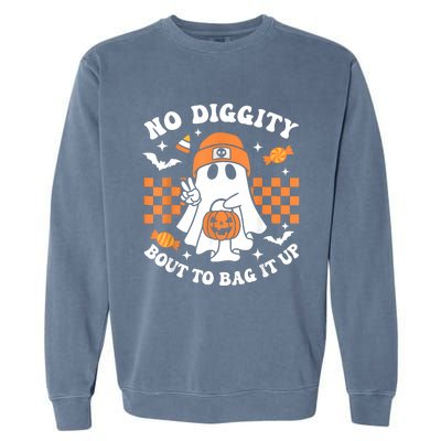 Halloween Ghost No Diggity Bout To Bag It Up Garment-Dyed Sweatshirt