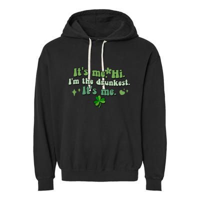 Humor Groovy Retro It's Me. Hi. I'm The Drunkest. It's Me. Garment-Dyed Fleece Hoodie