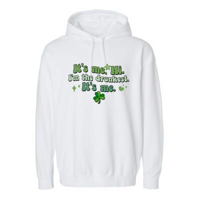 Humor Groovy Retro It's Me. Hi. I'm The Drunkest. It's Me. Garment-Dyed Fleece Hoodie