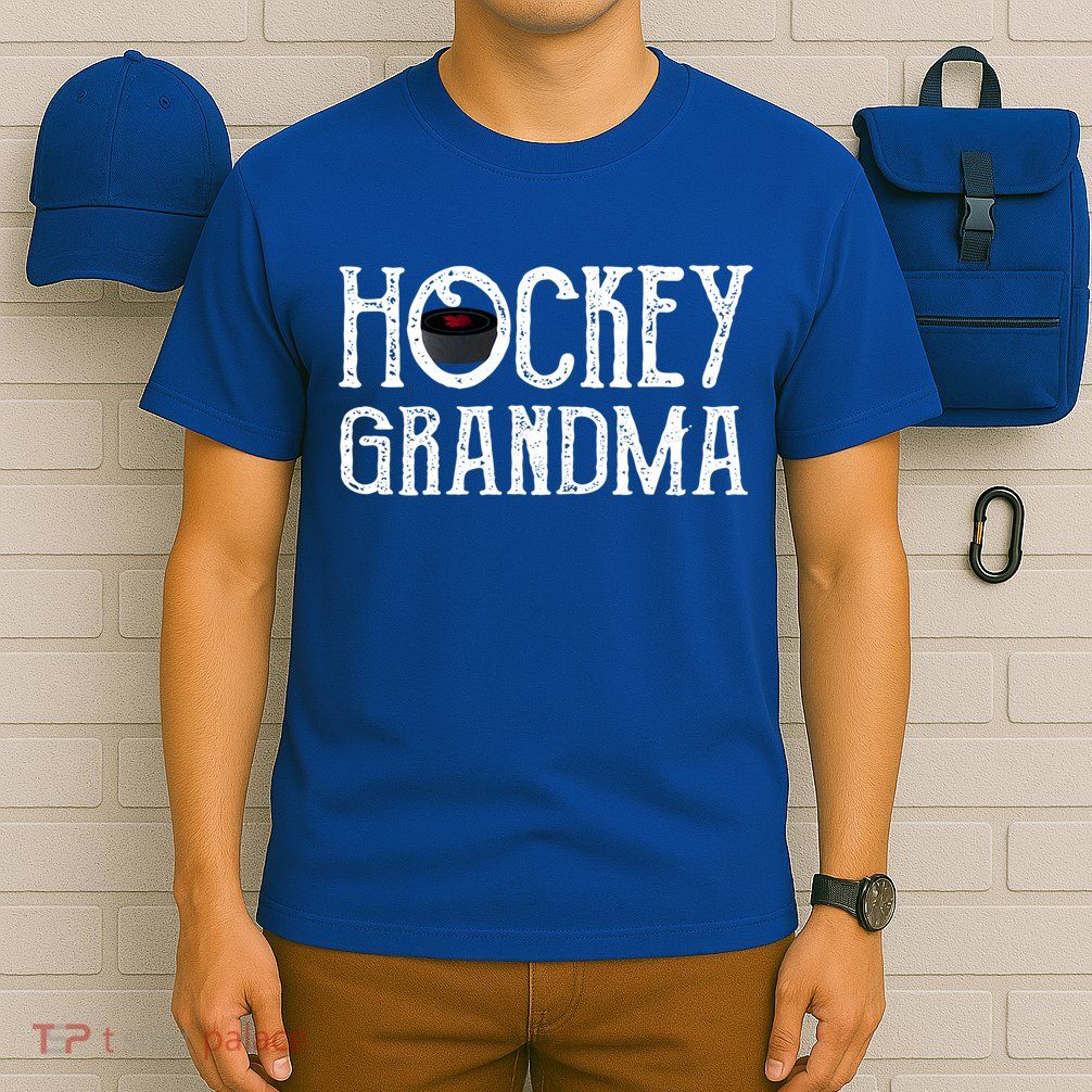 Hockey Grandma Vintage Grandmother Granny Gift Meaningful Gift T-Shirt