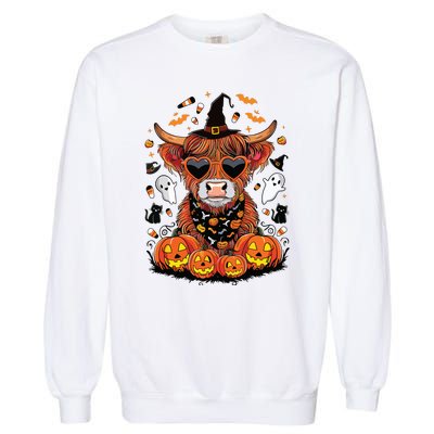 Halloween Highland Cow Farm Western Ghost Cow Witchy Pumpkin Garment-Dyed Sweatshirt