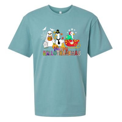 Happy Hallothankmas Goose Halloween Thanksgiving Christmas Sueded Cloud Jersey T-Shirt