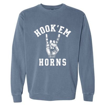 Hookem Horns Women Longhorn Head Garment-Dyed Sweatshirt