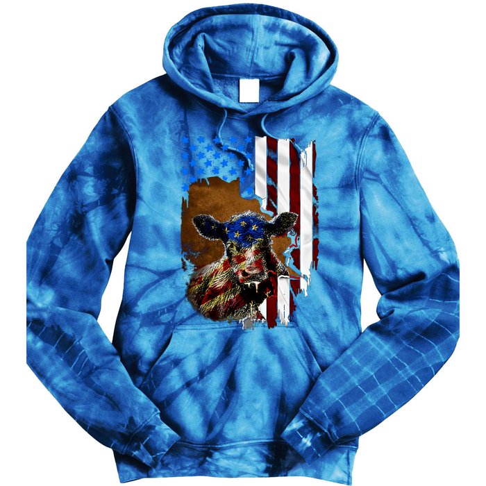 Heifer July 4 American Flag Farmer Gift Cow Cattle Gift Tie Dye Hoodie