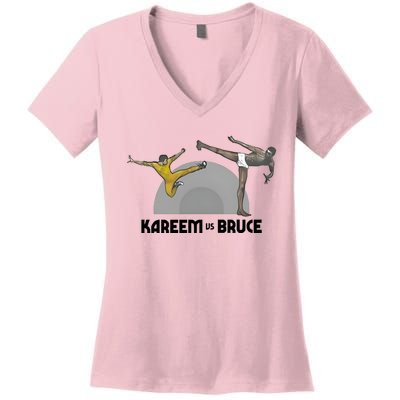 HornetsSpurs Kareem Vs Bruce Women's V-Neck T-Shirt