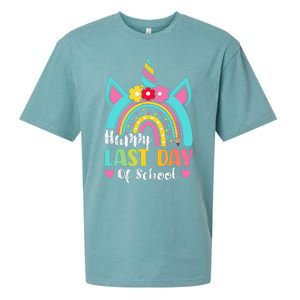 Happy Last Day Of School Rainbow Unicorn Graduation Funny Sueded Cloud Jersey T-Shirt