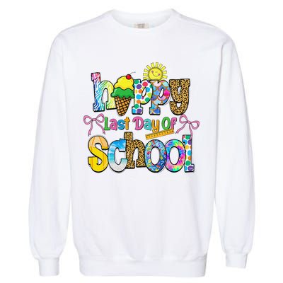 Happy Last Day Of School Substitute Teacher Life Leopard Garment-Dyed Sweatshirt