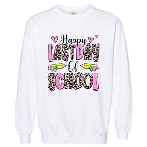 Happy Last Day Of School Leopard Teacher End Of School Year Garment-Dyed Sweatshirt