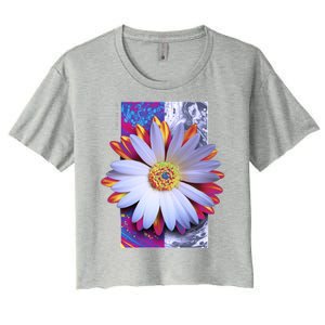 Holographic Lily Flower Women's Crop Top Tee