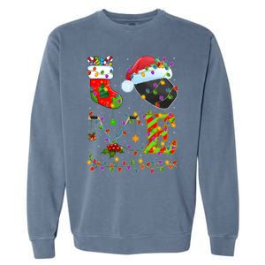 Hockey Lover Xmas Lighting Santa Love Ice Hockey Christmas Meaningful Gift Garment-Dyed Sweatshirt