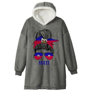 Haitian Messy Bun Haiti Haiti woman flag Proud Hooded Wearable Blanket