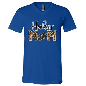 Hockey Mom Leopard Print Cheetah Ice Hockey Proud Mother Cool Gift V-Neck T-Shirt