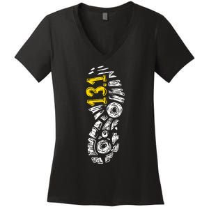 Half Marathon Runner Marathoner Gift 131 Shoe Imprint Women's V-Neck T-Shirt