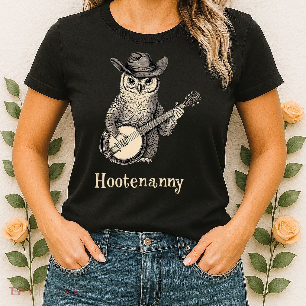 Hootenanny Owl Playing Banjo Country Owl Banjo Guitar Music Womens T-Shirt