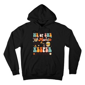 He Or She Auntie To Bee Keeper Of The Gender Reveal Groovy Hoodie