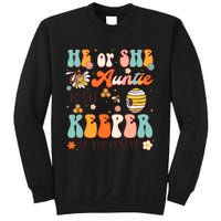 He Or She Auntie To Bee Keeper Of The Gender Reveal Groovy Sweatshirt