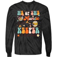 He Or She Auntie To Bee Keeper Of The Gender Reveal Groovy Tie-Dye Long Sleeve Shirt