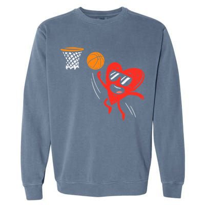 Heart Playing Basketball Cute Valentines Day Sports Boys Garment-Dyed Sweatshirt