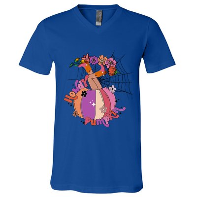 Howdy Pumpkin Cow Pumpkin Spooky Vibes Hippie Halloween Cute Gift V-Neck T-Shirt