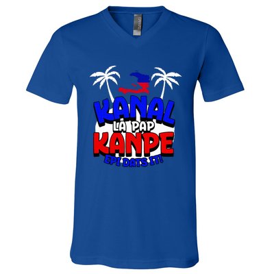 Haiti Pride Kanal Pap Kanpe Haitian Creole Heritage 1804 Map V-Neck T-Shirt