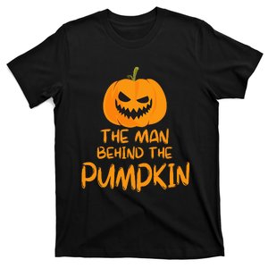 Halloween Pregnancy Man Behind The Pumpkin Halloween Couple T-Shirt