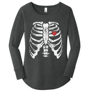 Heart Rib Cage Xray Funny Halloween Skeleton Women's Perfect Tri Tunic Long Sleeve Shirt