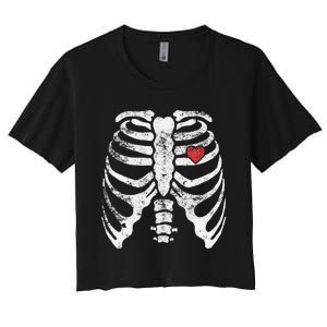 Heart Rib Cage Xray Funny Halloween Skeleton Women's Crop Top Tee