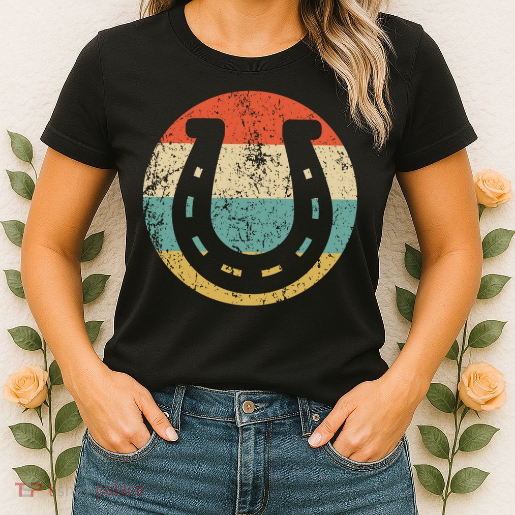 Horseshoe Retro Style Lucky Pullover Womens T-Shirt