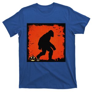 Halloween Sasquatch Bigfoot On A Dark Costume Style Gifts T-Shirt