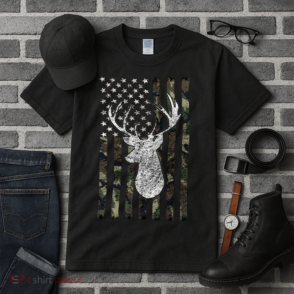 Hunting Season Buck Deer Hunting American Camouflage USA Flag Tall T-Shirt