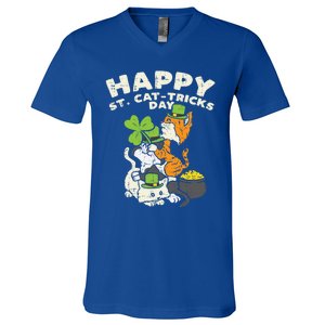 Happy St Catgifttricks Day Cats Saint Paddys St Patricks Day Gift V-Neck T-Shirt