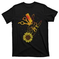 Hairstylist Sunflower Design Hippie Hair Salon T-Shirt