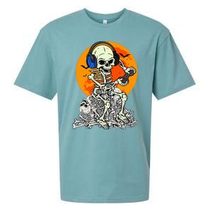 Halloween Skeleton Gamer Skull Moon Gaming Sueded Cloud Jersey T-Shirt