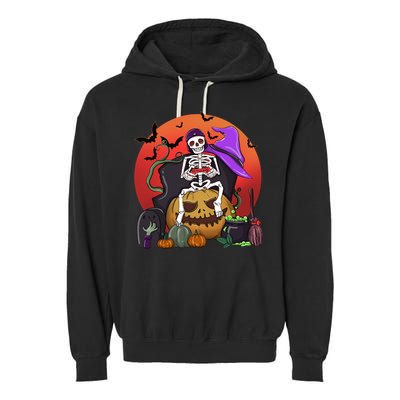 Halloween Skeleton Gamer With Controller Graveyard Pumpkin Gift Garment-Dyed Fleece Hoodie