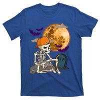 Halloween Skeleton Gamer Playing Video Games In Graveyard Gift T-Shirt