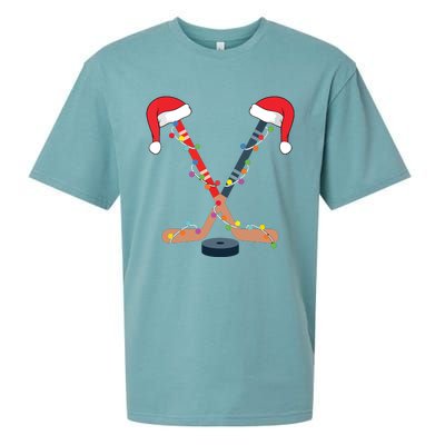 Hockey Santa Hat Christmas Lights Funny Sport Xmas Boy Sueded Cloud Jersey T-Shirt