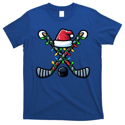 Hockey Santa Hat Christmas Lights For Hockey Fans Players Gift T-Shirt