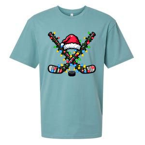 Hockey Santa Hat With Xmas Lights Funny Christmas Pajama Gift Sueded Cloud Jersey T-Shirt