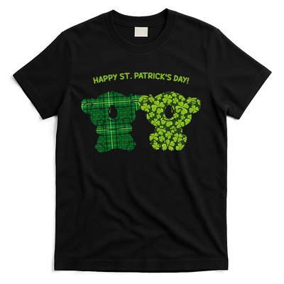 Happy St Patrick's Day Irish Kilt Shamrock Pattern T-Shirt