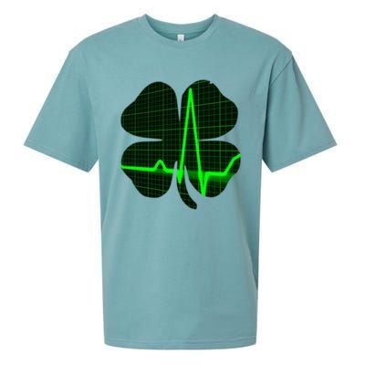 Happy St Patrick's Day Heartbeat Nurses Health Care Workers Gift Sueded Cloud Jersey T-Shirt