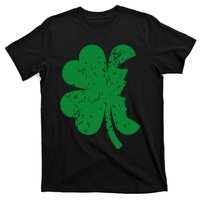 Happy St Patricks Day Clover Leaf Trump Distressed T-Shirt