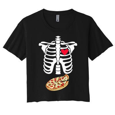 Halloween Skeleton Pregnancy Pizza Xray Dad To Be Women's Crop Top Tee